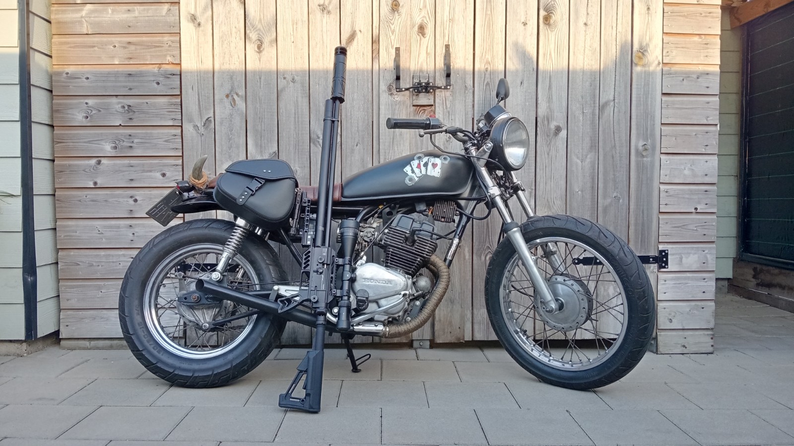 Honda Cafe Racer 250cc. Te ruil