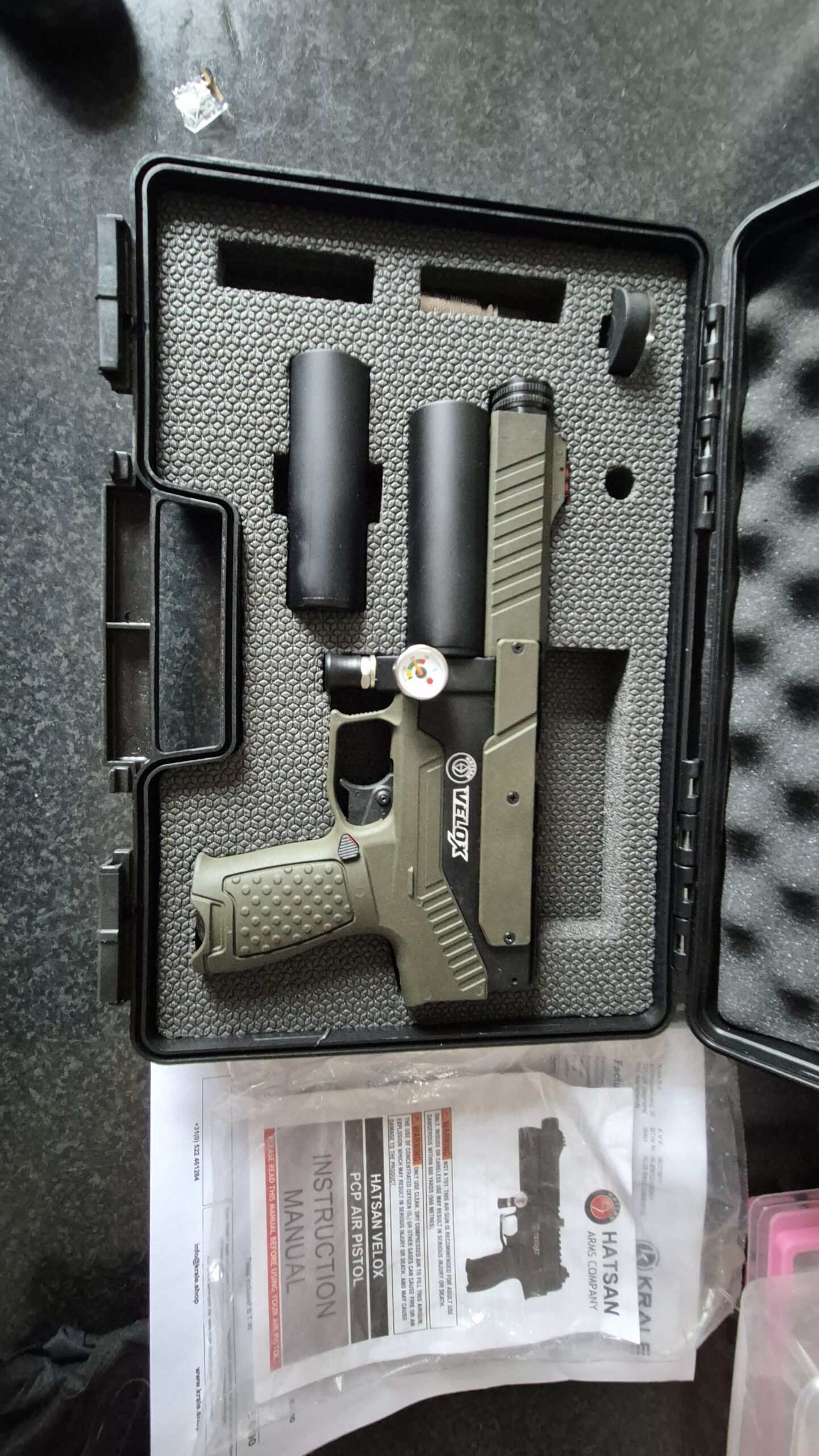 Hatsan velox garantie tot 7-11-25 en 2 exstra magazijnen