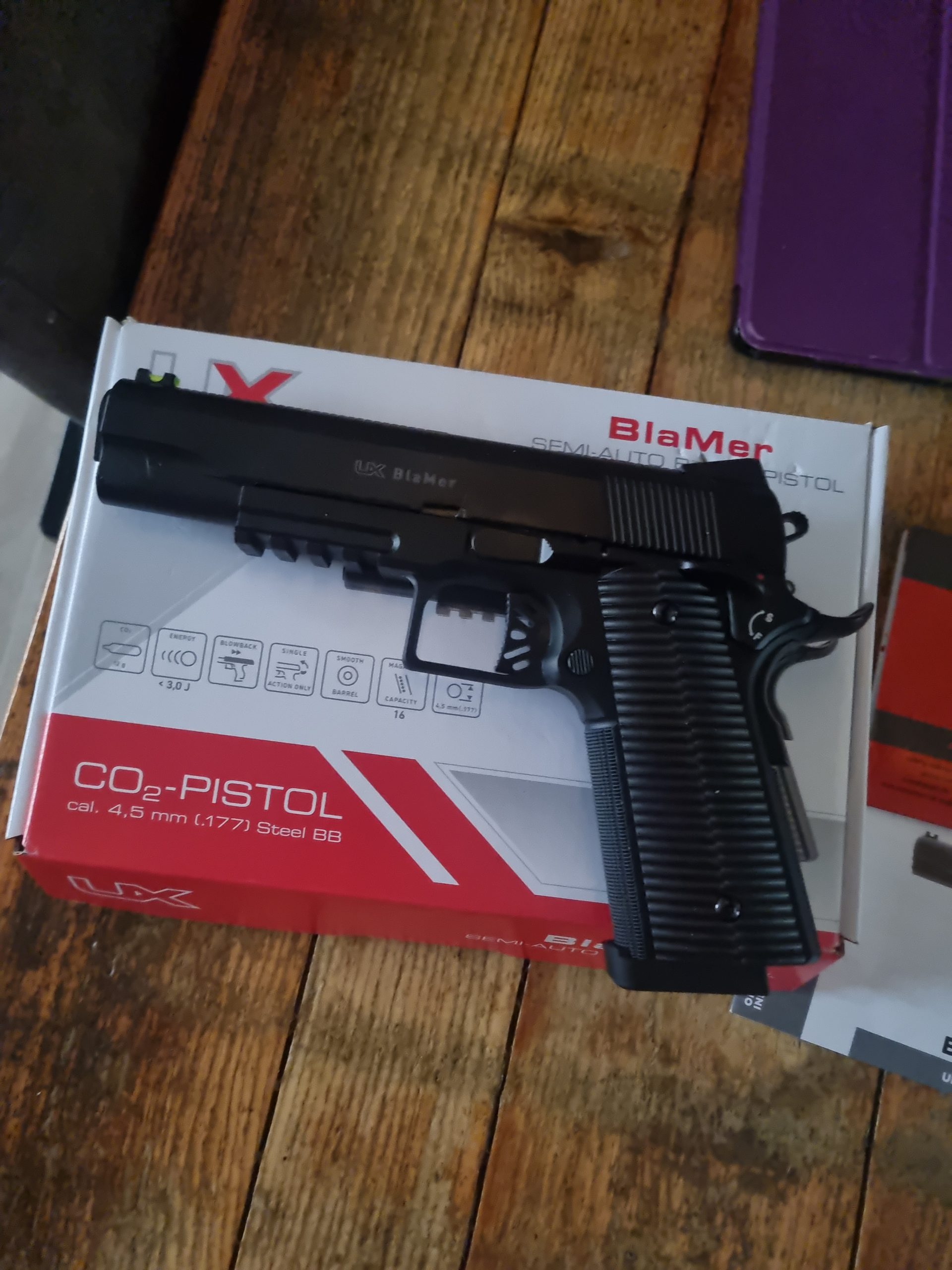 SPIKSPLINTERNIEUW EN ONGEBRUIKT IN DE DOOS