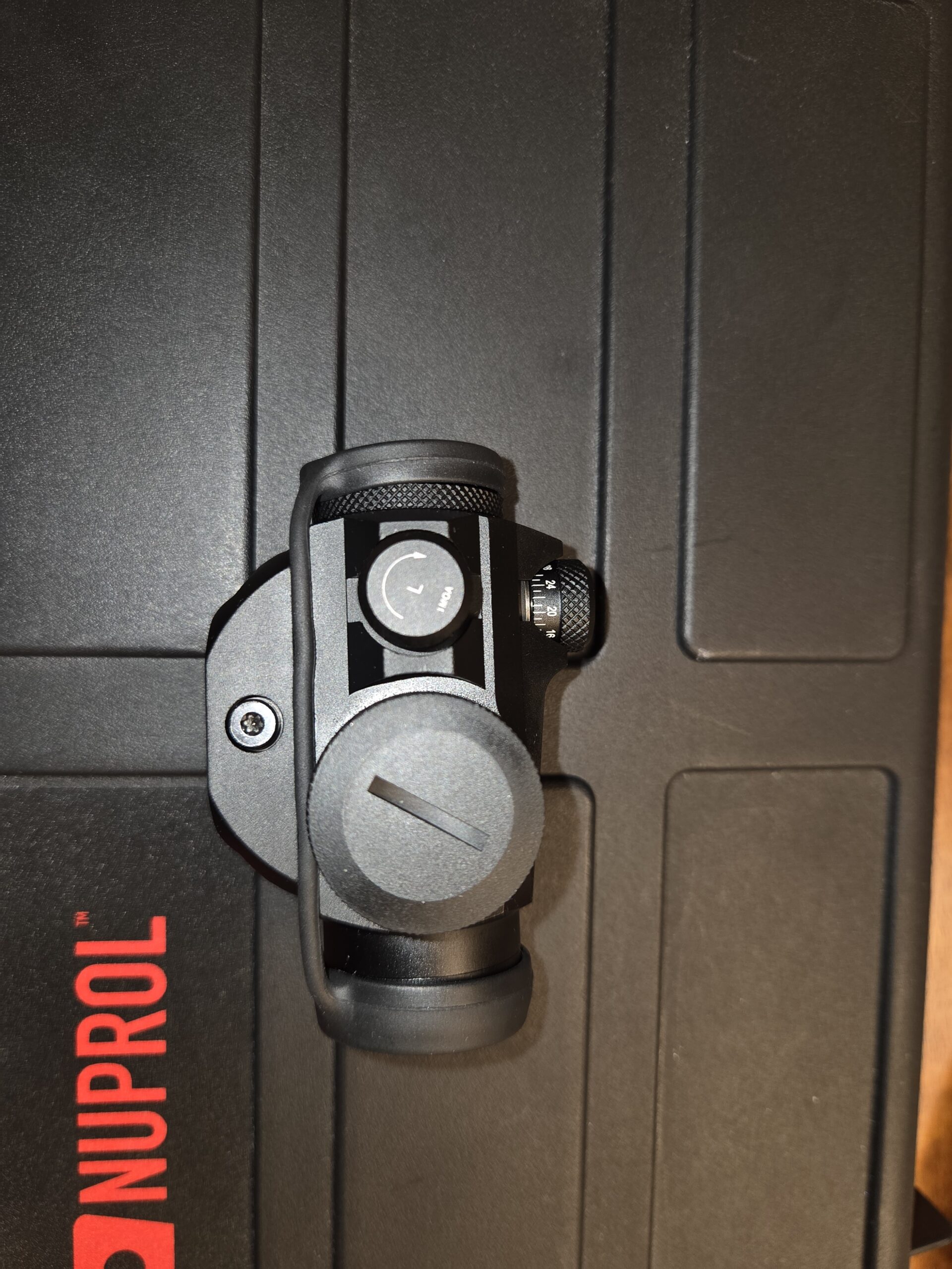 Vector optics maverick gen2