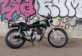 Honda Cafe Racer 250cc. Te ruil
