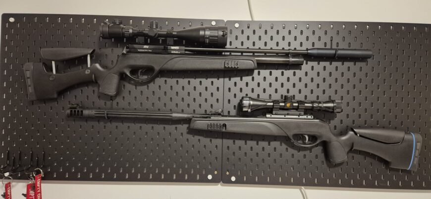 Complete set bestaande uit drie luchtbuksen, 1x PCP, 2x Knikloop, Luchtfles 232 bar