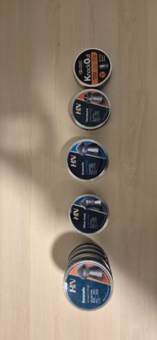 Complete set bestaande uit drie luchtbuksen, 1x PCP, 2x Knikloop, Luchtfles 232 bar