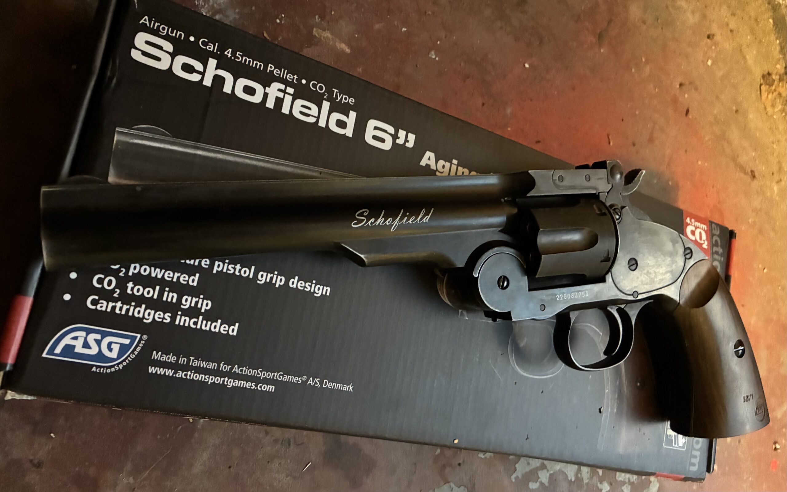 2 CO2 revolvers