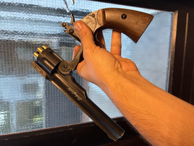 2 CO2 revolvers