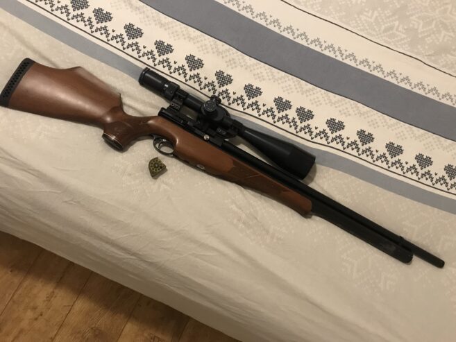 Te koop Air Arms 22 met richtkijker