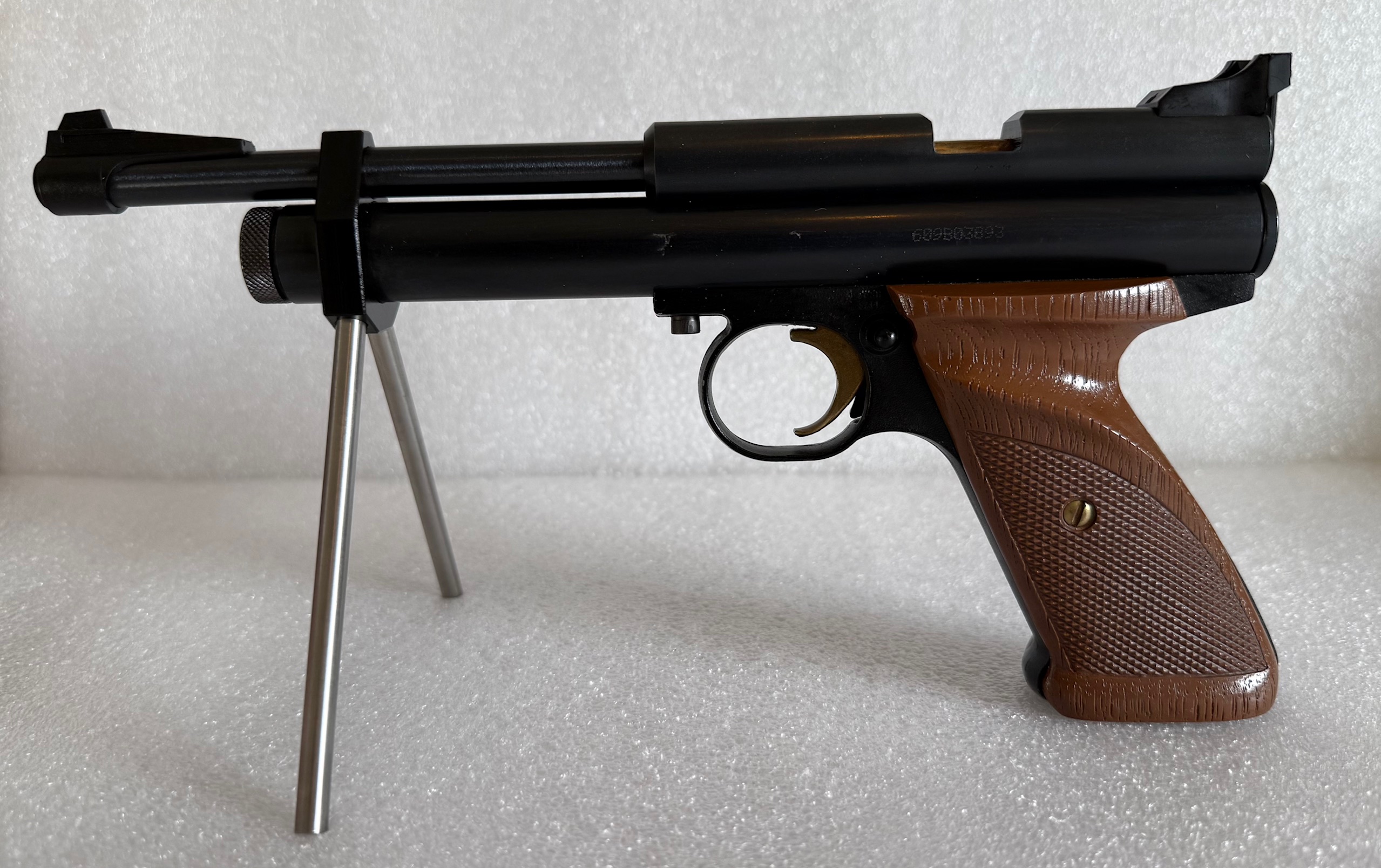Crosman 2240 met upgrades, 5,5mm co2 pistool