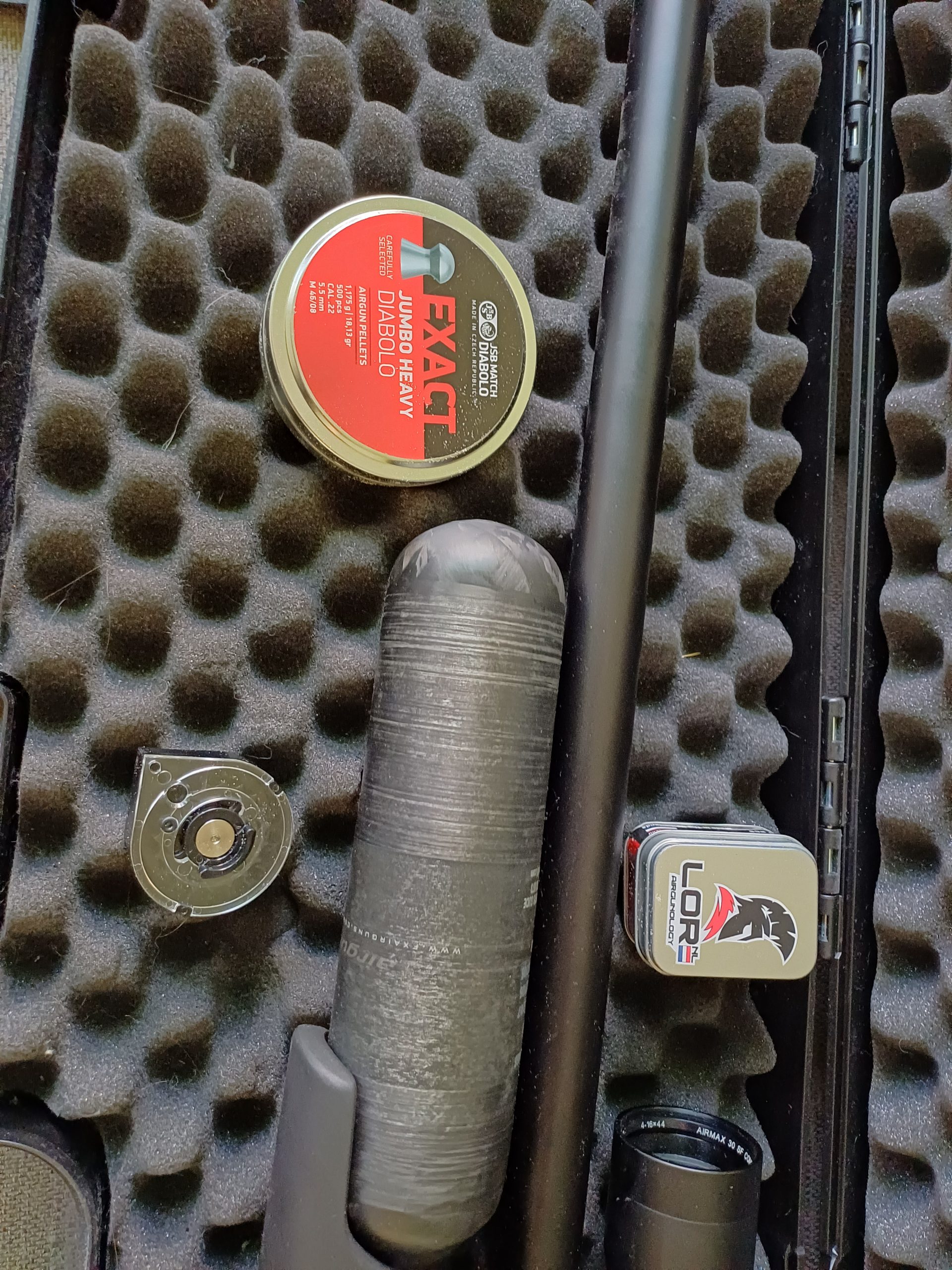 FX Crown MKII .22 Inc airmax 30sf compact