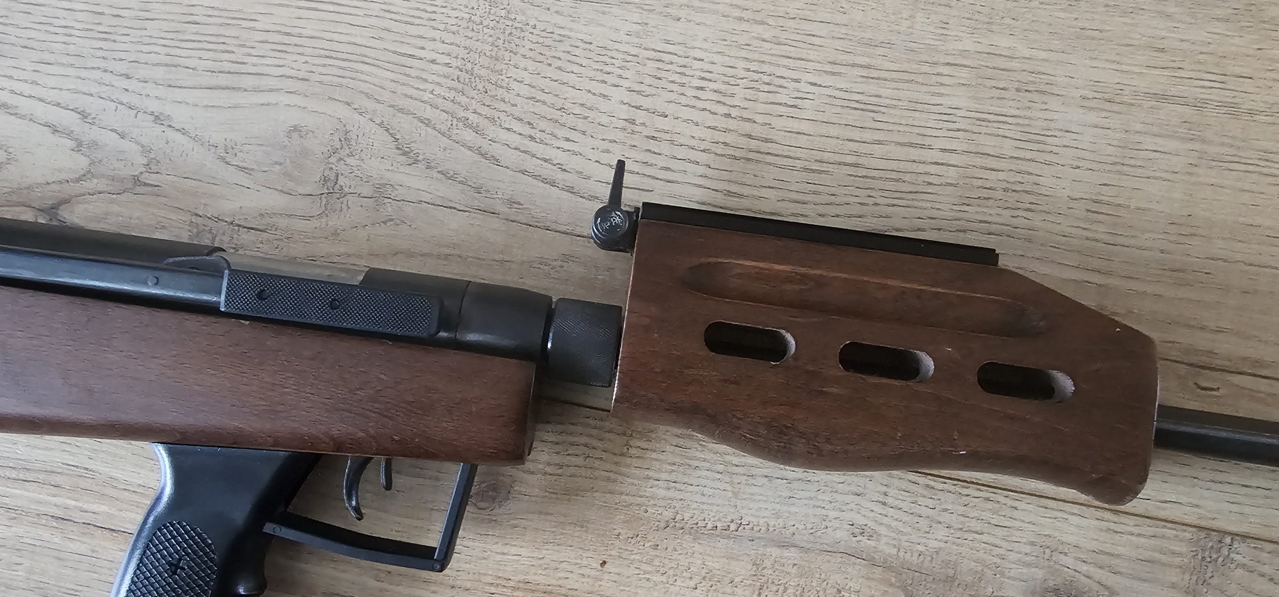 QB57 zijspanner bullpup buks