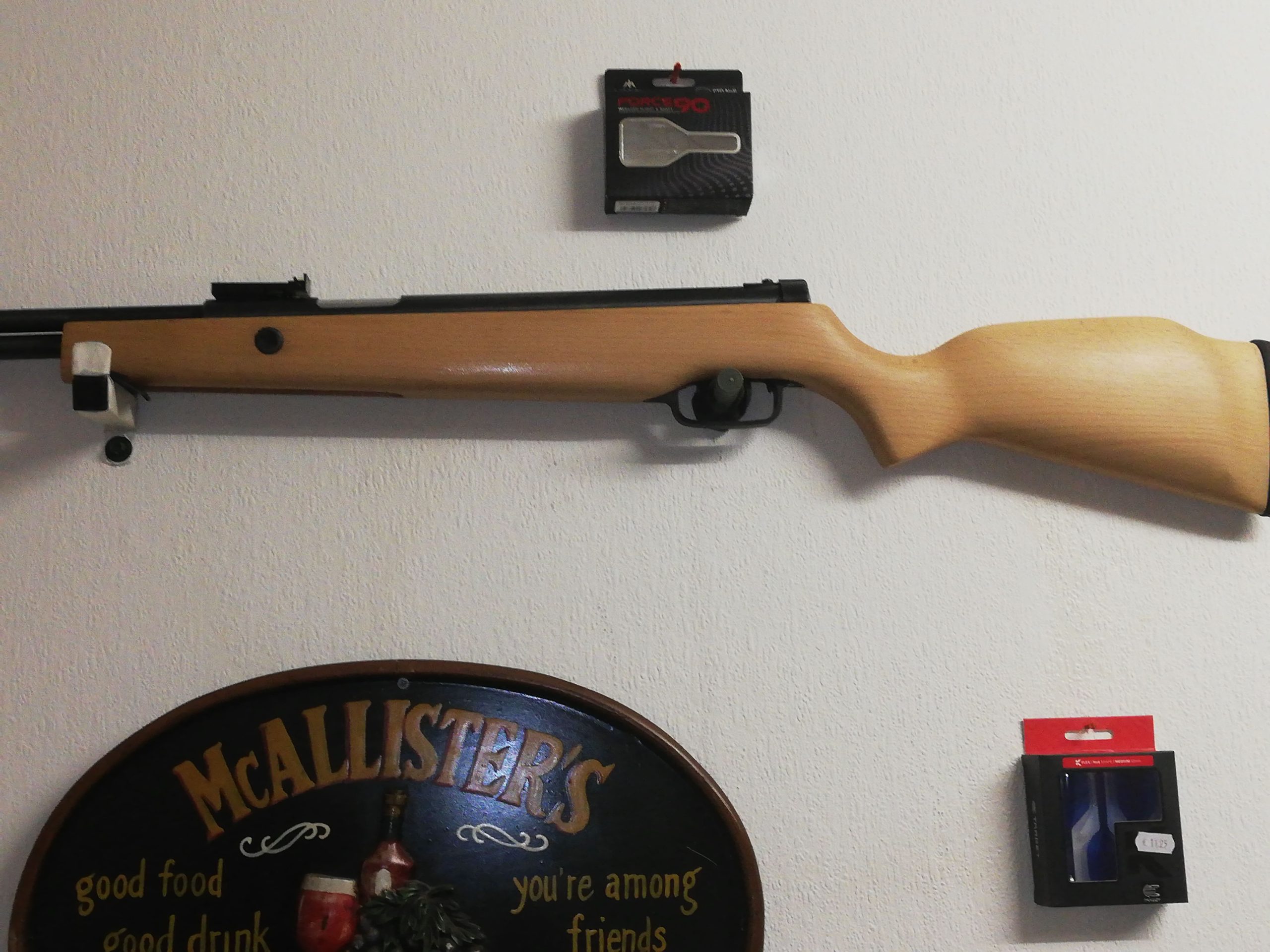 Hammeli hunter force 4.5.mm zgan ruil of Koop buks dient wel opgehaald teworden