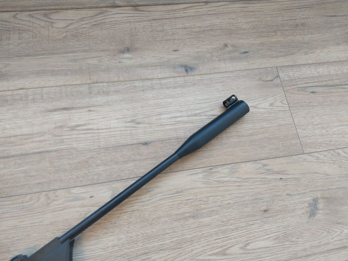 Luchtbuks Kaliber 7,62mm (Knikloop) + Doosje Kogels